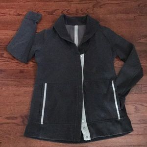 Lululemon gray heavy sweatshirt coat